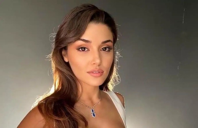 Hande Erçel oyunculuğunu ve güzelliğini beğeniyor musunuz?