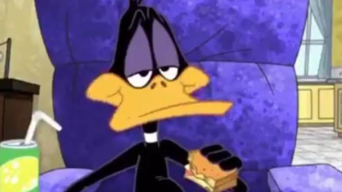 Daffy Duck karakterini seviyor musunuz 🥳?