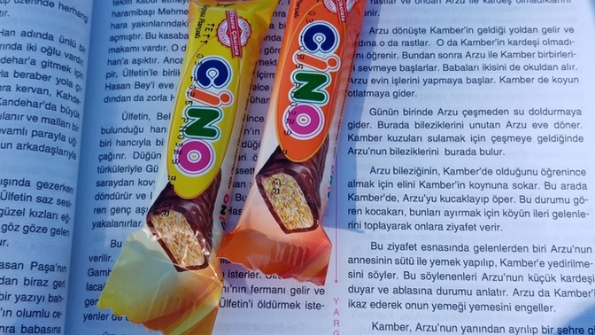 Sizi çocukluğunuza götüren bir şey paylaşmanızı istesem ne olur?