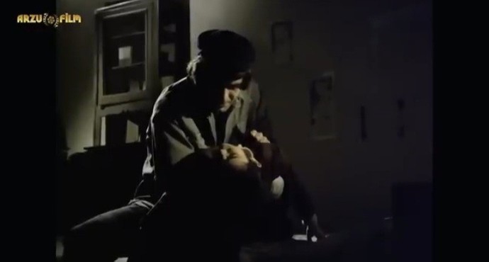 Bir sahneyi değiştirme hakkınız olsaydı hangisi olurdu?