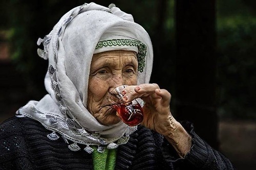 Sabahları kahve mi çay mı?