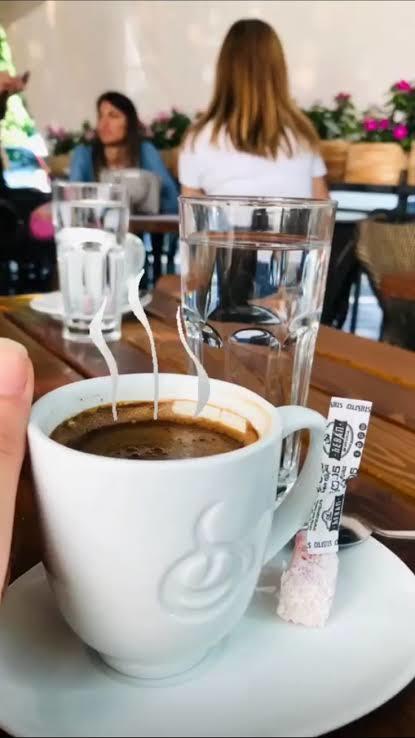 Kocası madenci olmayan kahve içebileceğim arkadaşı nerede bulabilirim?