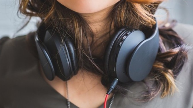 Size playlistimden bir şarkı armağan edeyim mi?