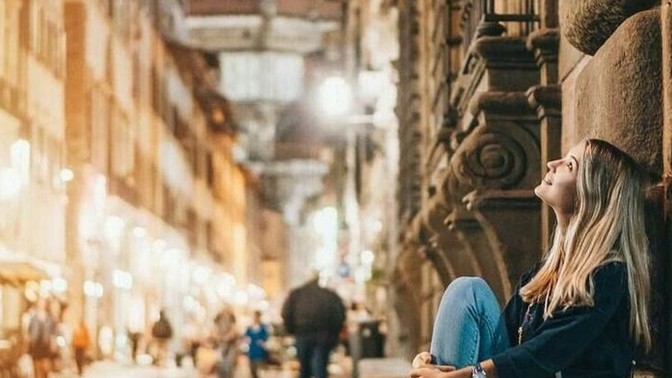 Bazen günlük hayatta kendinizi sadece siz hareketli herkes dondurulmuş gibi hissedince çözümünüz ne olur?