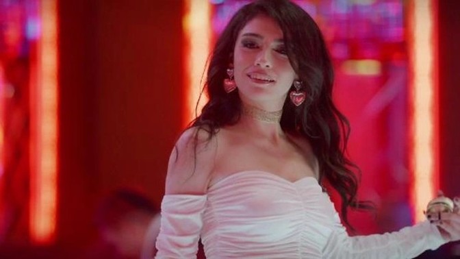 Aşkım avm yi boş ver bu akşam da pavyona gidelim diyen sevgiliye eşlik eder misiniz?