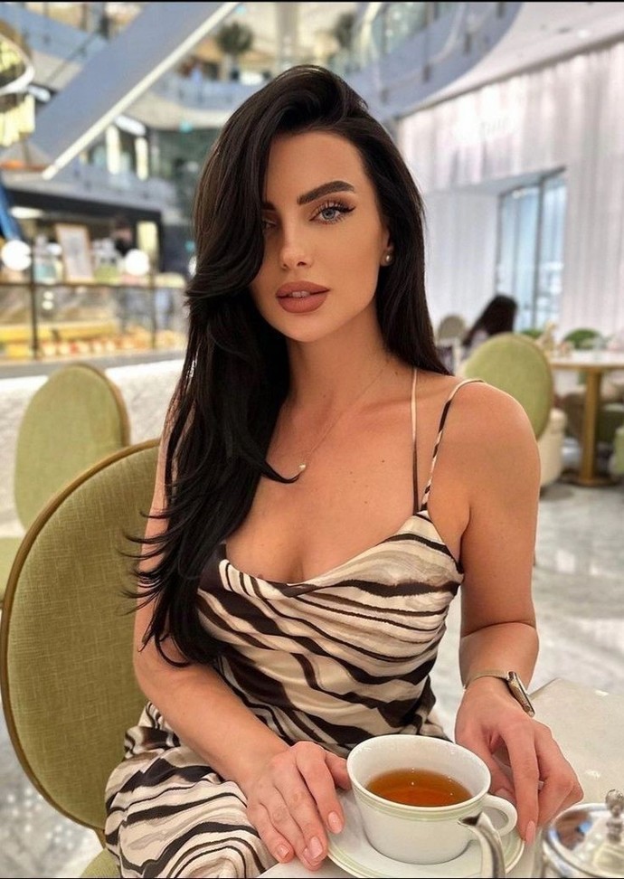 Gecenin bu saatinde yakışan içecek ne olur?