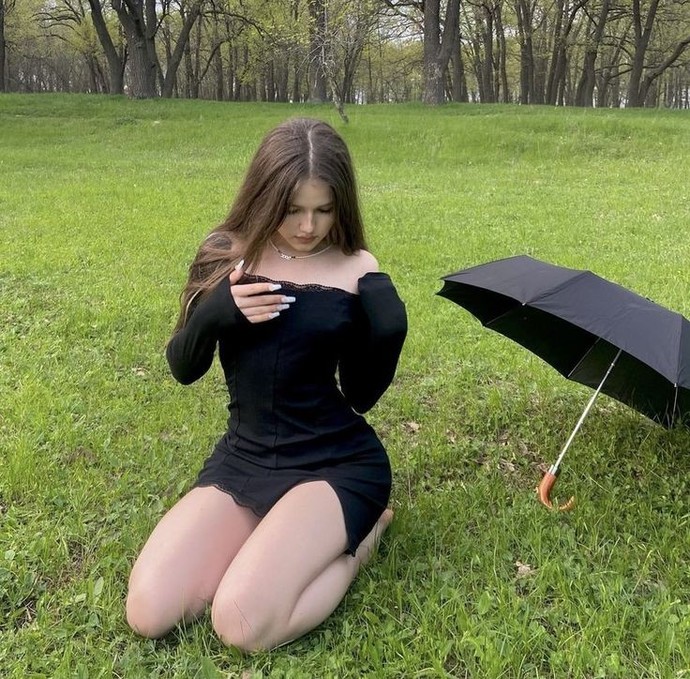Uzun tırnaklar itici mi duruyor?