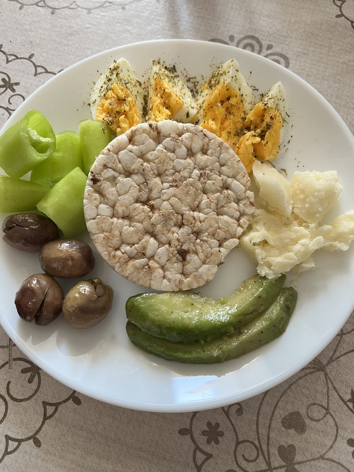 Günoo🌞 Bugün kahvaltıda ne var, diyetlere sadık mıyız?