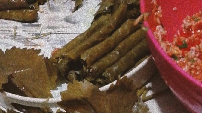 Onun için sarma sardım, onu sevdiğimi anlar mı?
