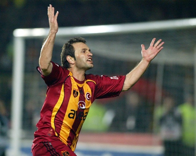 Galatasarayın başarılı teknik direktörü Okan Buruk un oyunculuğu nasıl dı?