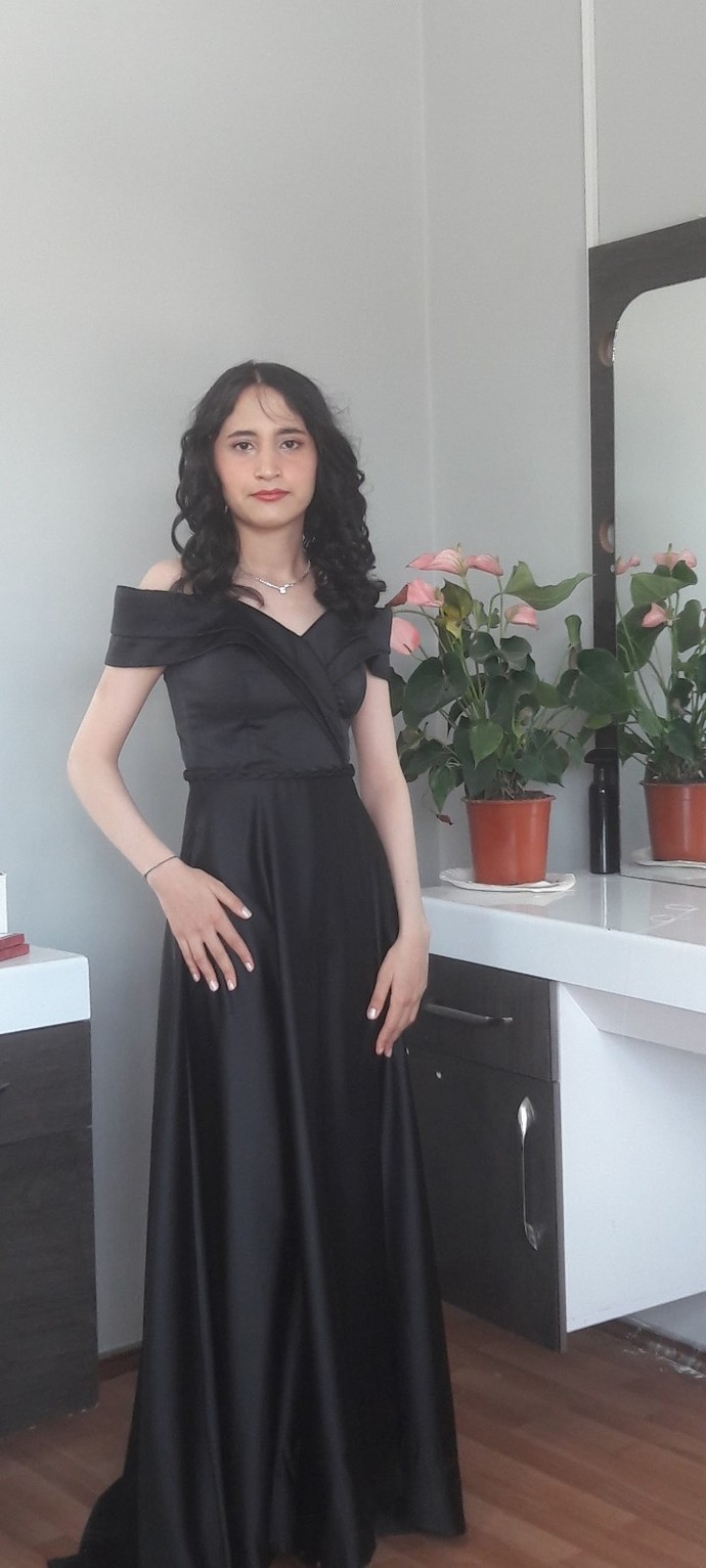 Kimde daha güzel durmuş?