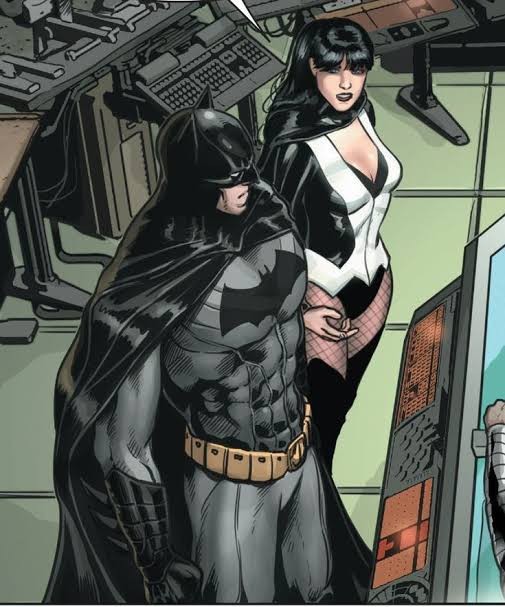 Herley Quenn mi daha havalı Wonder woman mı?