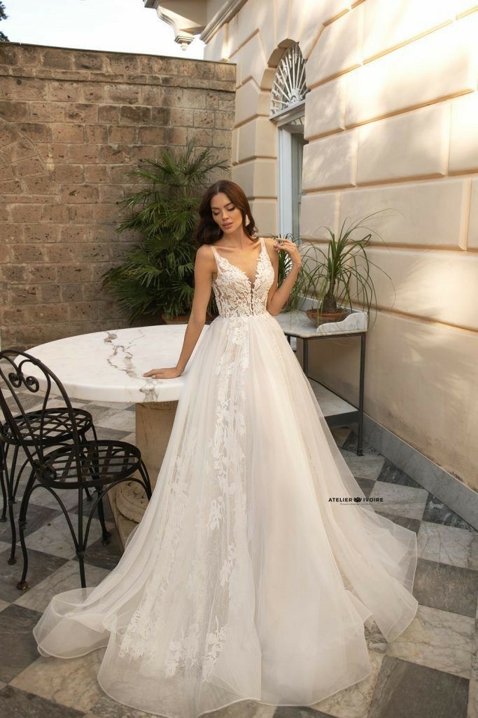 Sizce hangi model gelinlik daha güzel?