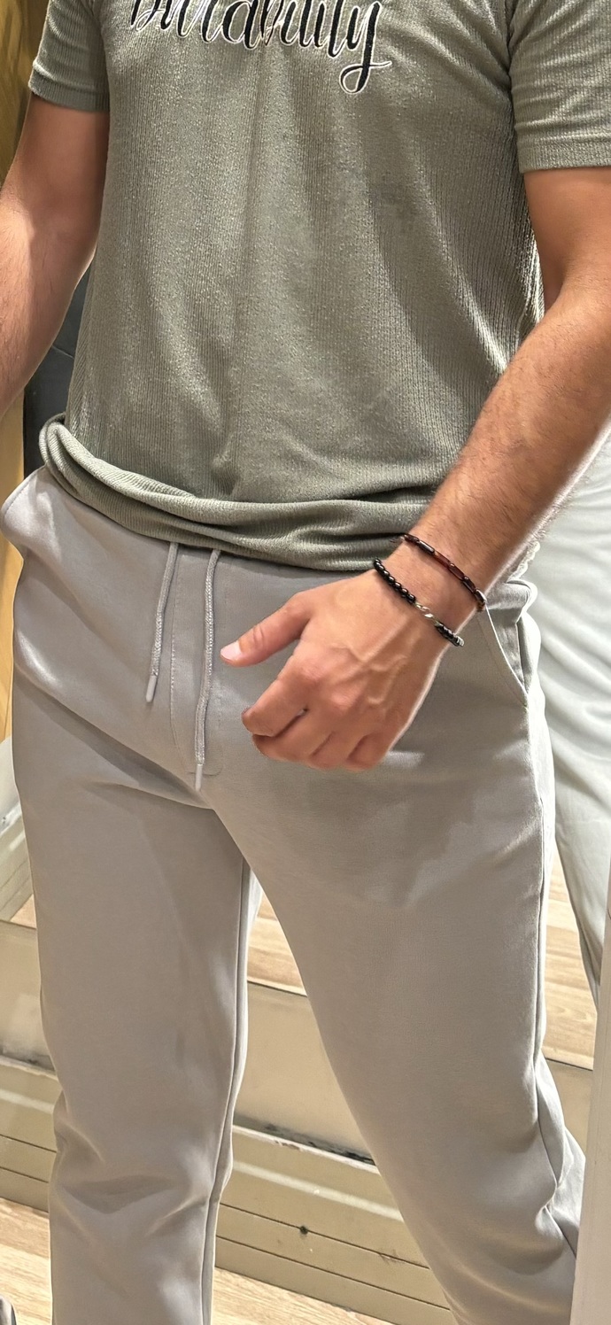 Bu renk eşofman çok mu feminen kaçıyor?