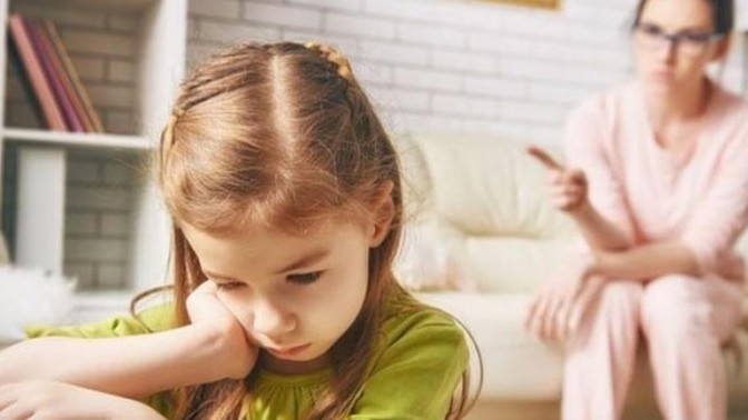 Çok kısıtlanan çocuklar, ileri yaşantılarında ne gibi problem yaşarlar?