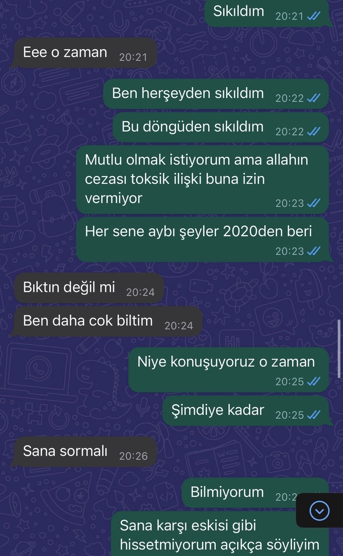 Eski sevgilim vaz mi geçmiş benden?