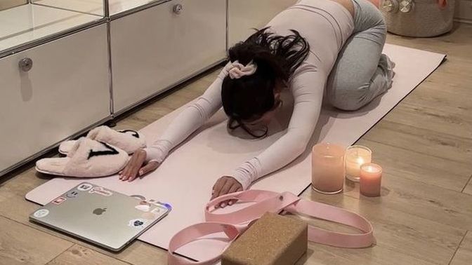 Esve yoga yapmak için hangi ekipmanlara ihtiyacın olduğunu biliyor musun?