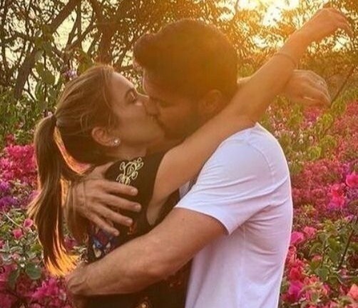Bu yaşına kadar kaç sevgilin oldu?