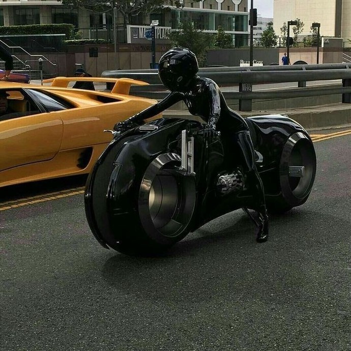 Araba Mı? Motor Mu?