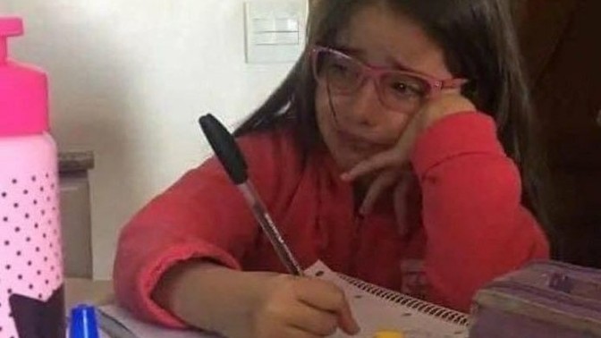 Küçükken ağlayarak ders çalıştığınızı hatırlıyor musunuz?