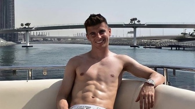 Uzun boy erkeklere yakışıyor mu?