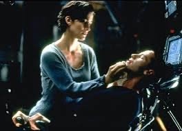 Aşık olduğunuz severek seks yaptığınız birisi sizi sadece seks arkadaşı olarak görse ilişkiye devam eder misiniz?
