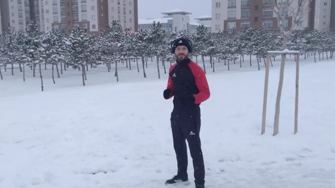Yaz gelince tatil için 2 ay antrenman yapanlardan mı yoksa 12 ay boyunca antrenman yapanlardan mısın?