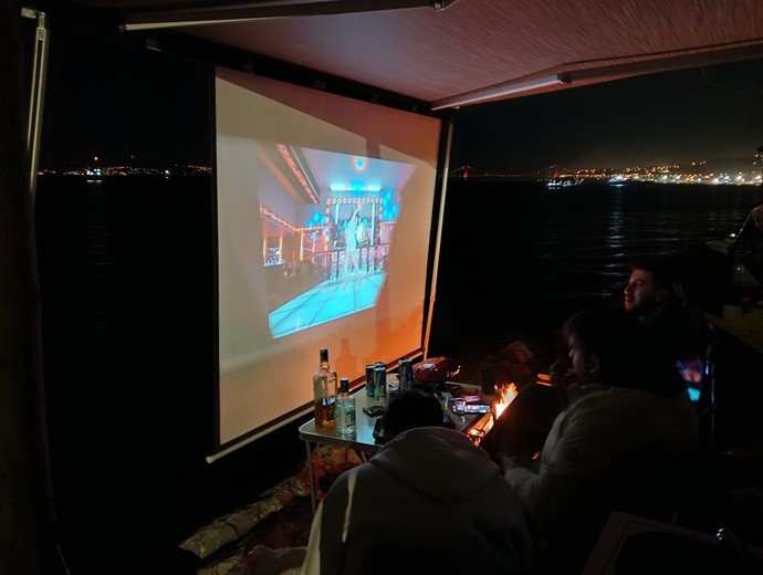 Çadır kampı mı yoksa karavan kampı mı?