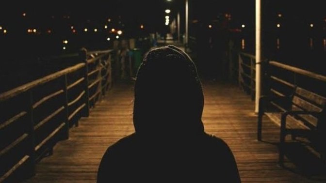 Araştırmaya göre, gençlerin internetteki davranışlarıyla gerçek dünyadaki kişiliği aynı değil. Siz ne düşünüyorsunuz?