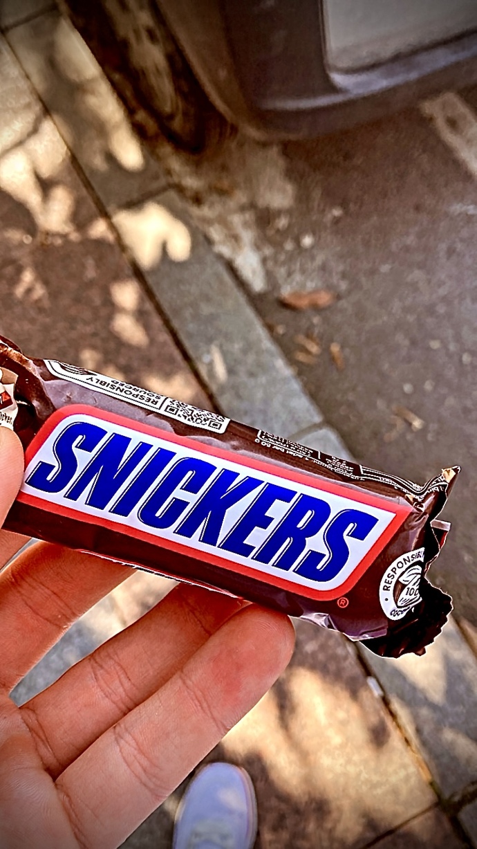 Kimler Snickers sever 🍫?