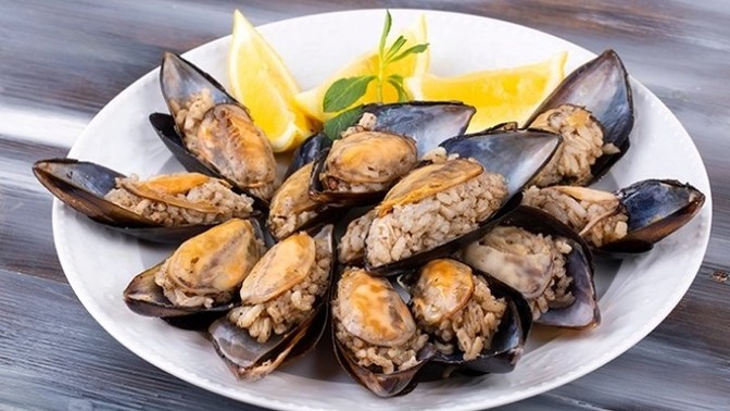 Bir oturuşta kaç midye dolma yiyebilirsiniz?