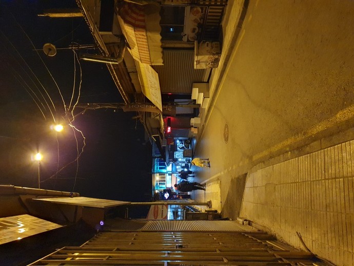 Akşamları dışarı çıkar mısınız?