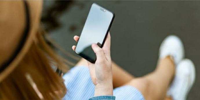 Telefonum durduk yere kapandı açılmıyor, ne yapmalıyım?
