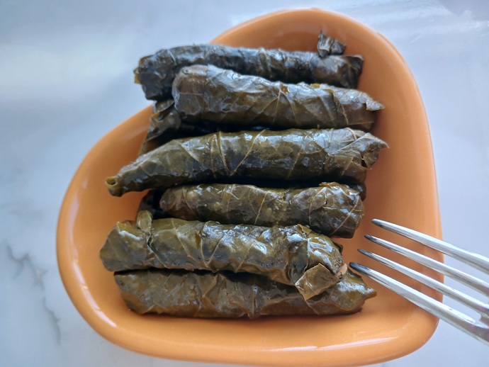 Sarma bir atıştırmalık mıdır yoksa yemek mi?