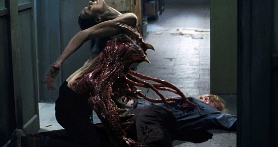 Orijinal adı The Thing (2011) olan Şey Filmini izlediniz mi nasıl buldunuz?