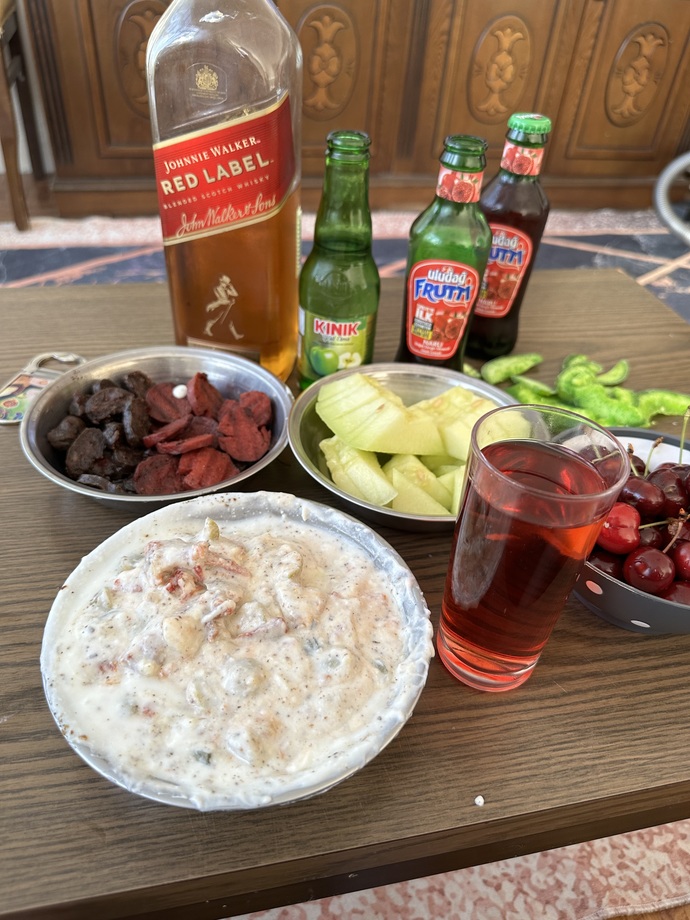 Bekar Ve fakir Sofrası davetlisiniz 😅