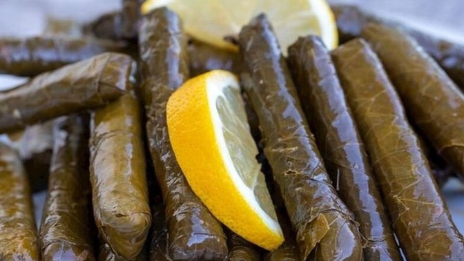 Sarma dediğin ince mi olur kalın mı?
