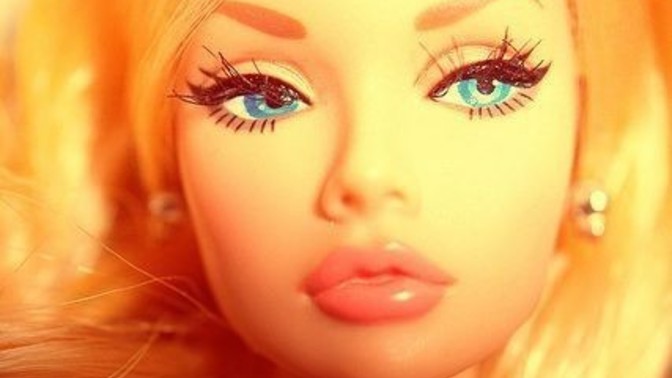 Barbie'ye veya Ken'e benzemek ister miydiniz?