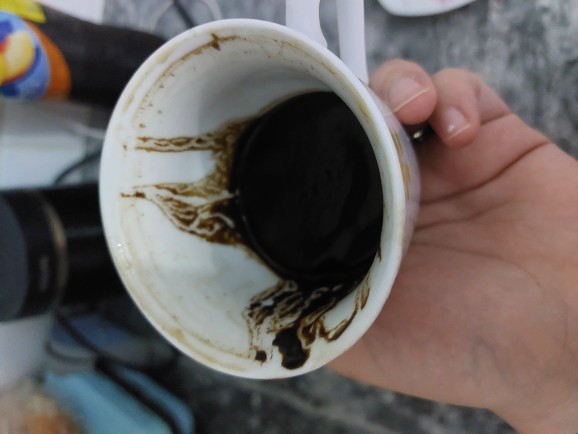 Kahve falından anlayan var mı ?