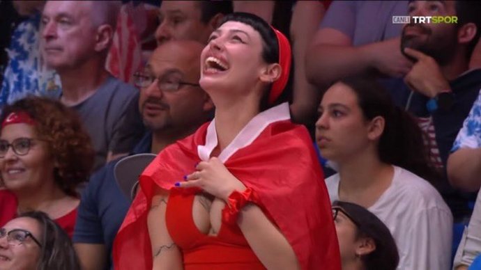 Tüm günlük soru haklarımız son yobaz bükücüye feda olmasın mı?