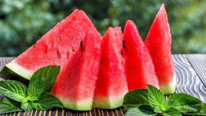 Karpuz keserken bıçakla ortasından alır mısınız 🍉?