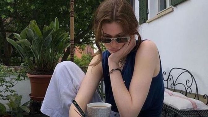 Nişanlımla evleneceğiz diye açıktan okuyacaktım, ayrıldık başka şehirde örgün okuyacağım. Mantıklı mı?