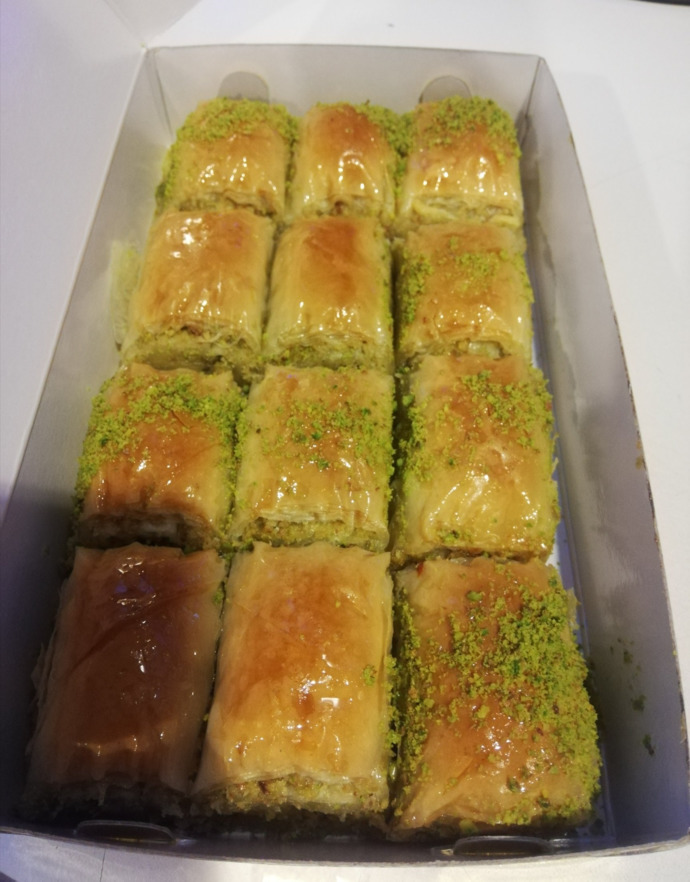 Elle mi yenir, yoksa çatalla mı?