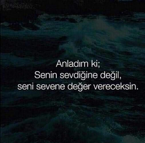 Sevdiğine mi seni sevene mi değer verilir?