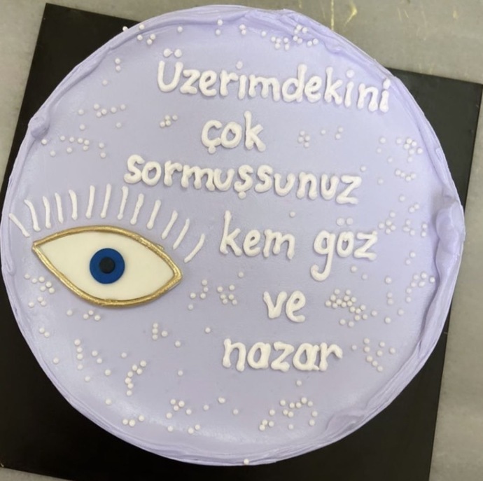 Üzerinizde şu an ne var?