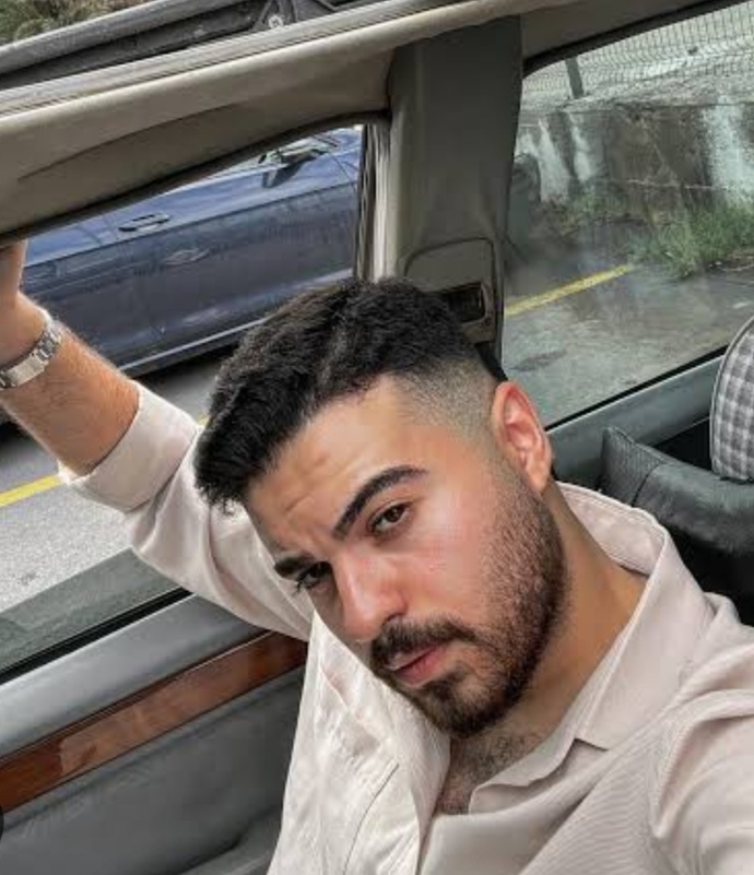 Sizce bu adam nasıl (yakışıklı, tatlı, çekici)?
