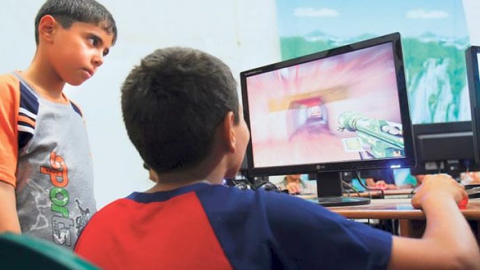 Hadi biraz geçmişe gidelim! Seni çocukluğuna götüren oyunlar neler?