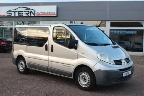 Renault minibüsü tavsiye eder misiniz?
