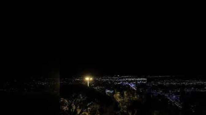 Yarım kalmış aşklara bir şarkı da siz bırakır mısınız?