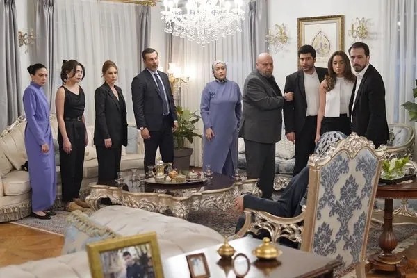 Kızılcık Şerbetinin Sezon Finalini nasıl buldunuz?